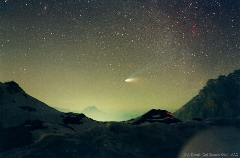 The featured image shows Comet Hale-Bopp over the Dolomite
mountains as it appeared in 1997
Please see the explanation for more detailed information.