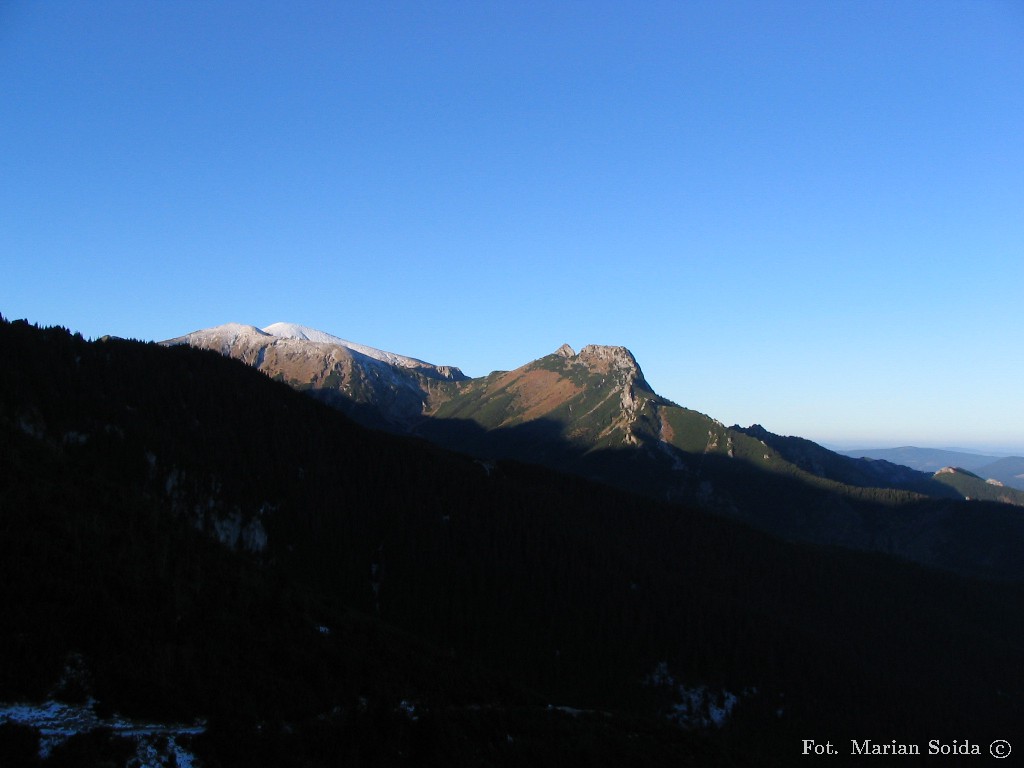 Giewont i Czerwone Wierchy z Karczmiska